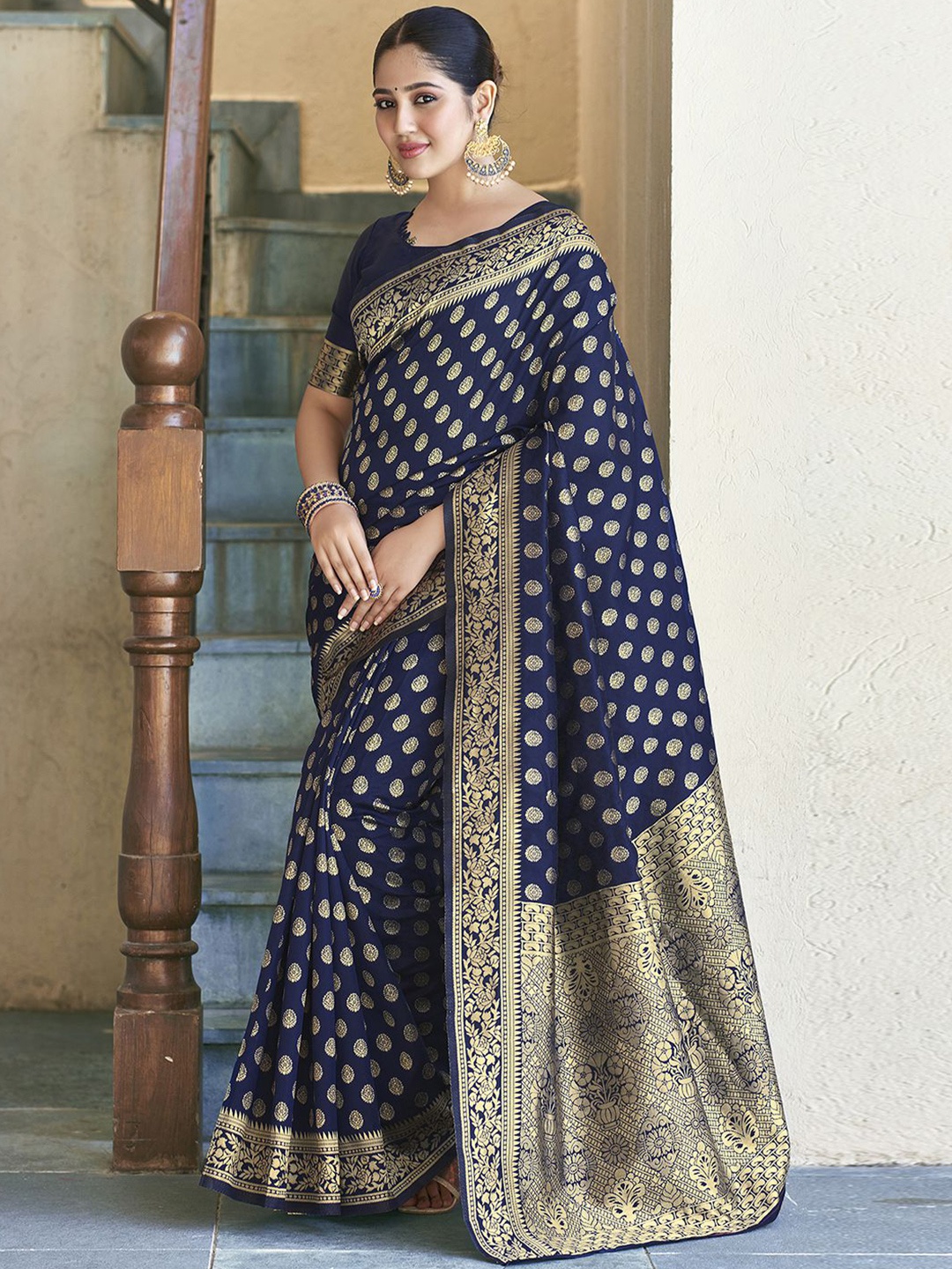 

KALINI Ethnic Motifs Woven Design Zari Art Silk Banarasi Saree, Navy blue