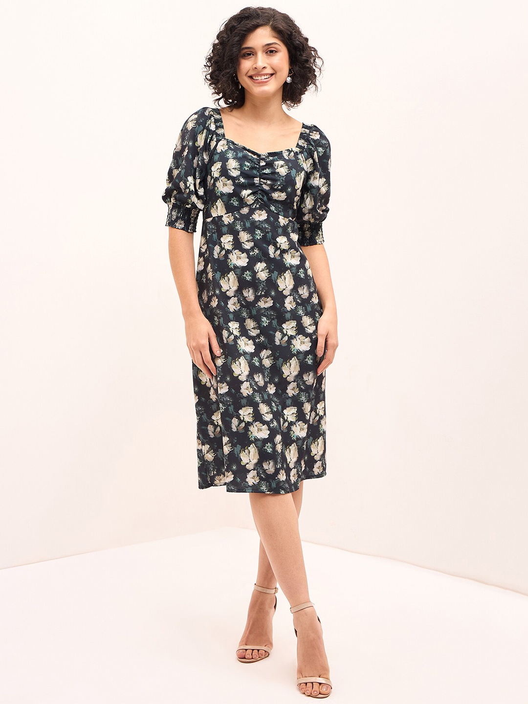 

SALT ATTIRE Floral Printed Puff Sleeves Sheath Dress, Green