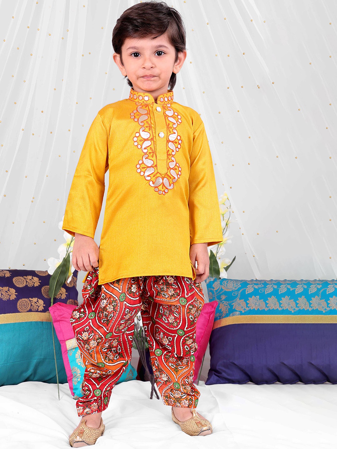 

KID1 Boys Ethnic Motifs Embroidered Thread Work Pure Silk Kurta With Dhoti Pants, Yellow