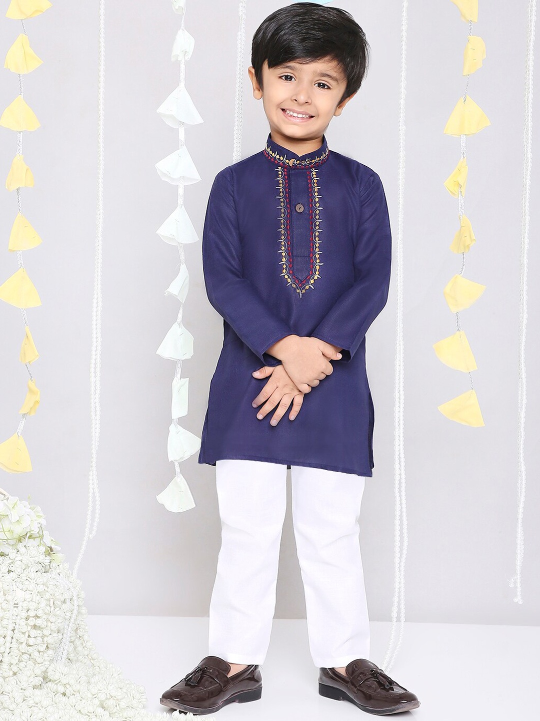 

KID1 Boys Thread Work Pure Cotton Straight Kurta with Pyjamas, Navy blue