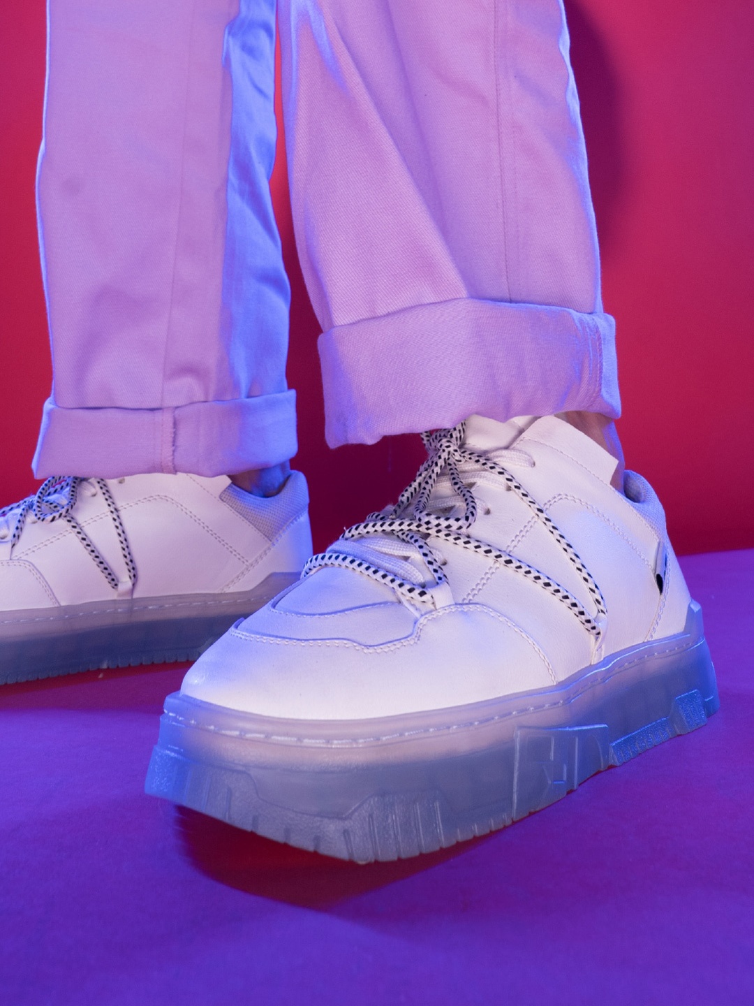 

7-10 Men Lace Up Sneakers, White
