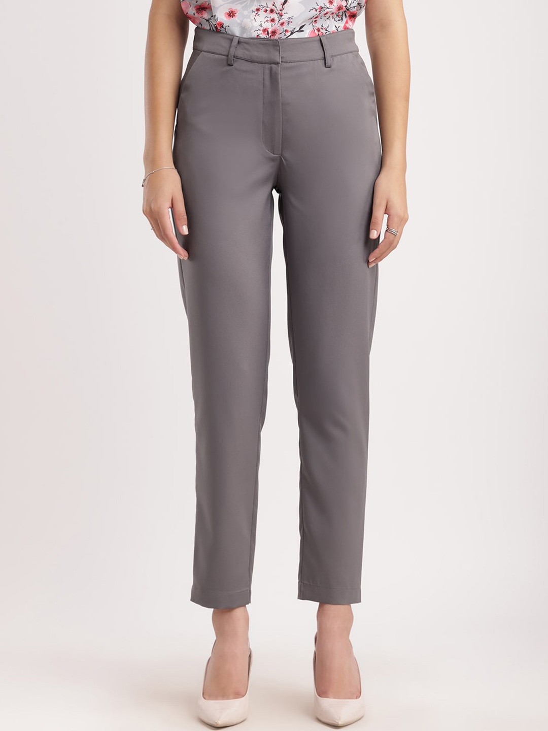 

FableStreet Women Tapered Fit Mid-Rise Trouser, Grey