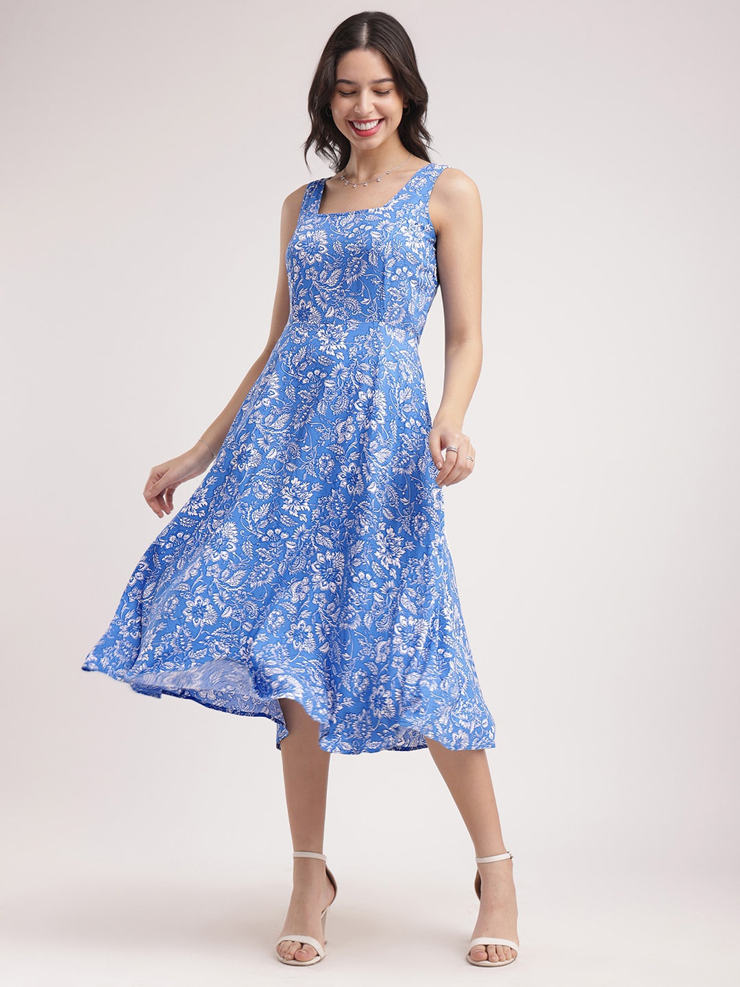 

FableStreet Floral Printed Sleeveless Fit & Flare Midi Dress, Blue