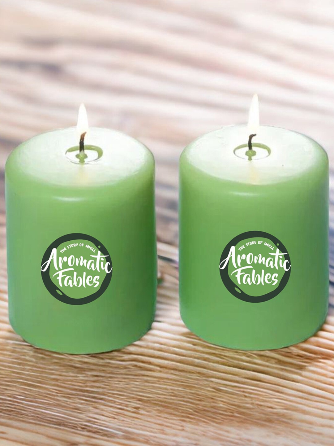 

Aromatic Fables Green 2 Pieces Scented Pillar Candles