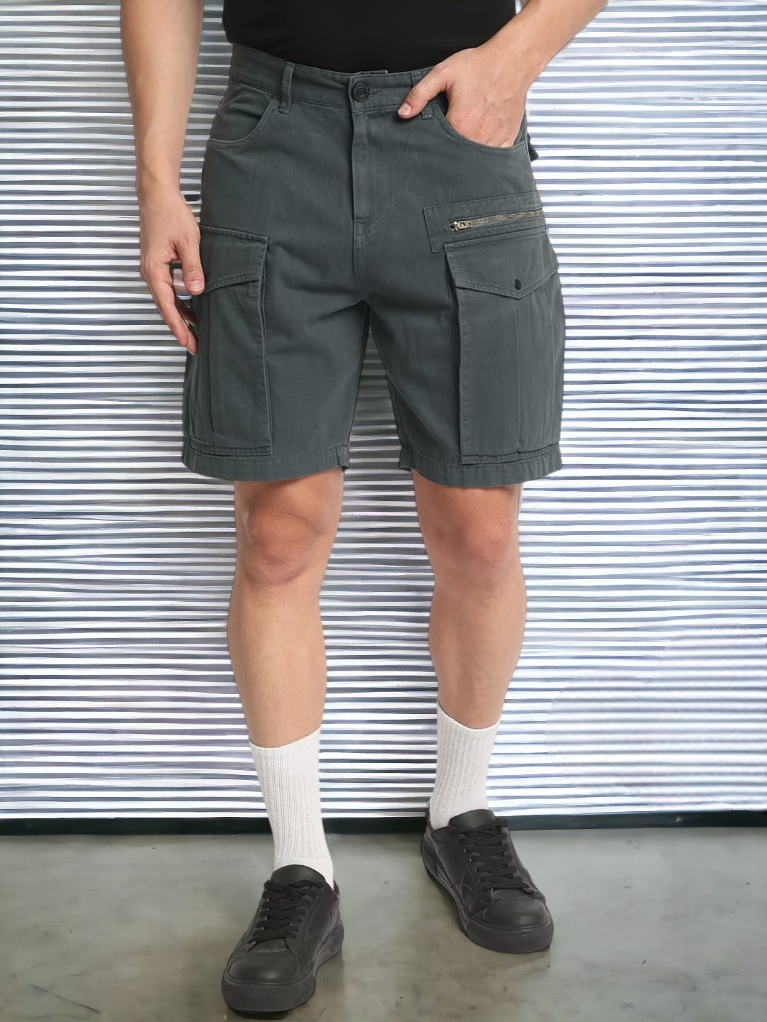 

Bene Kleed Men Relaxed Fit Cargo Shorts, Grey
