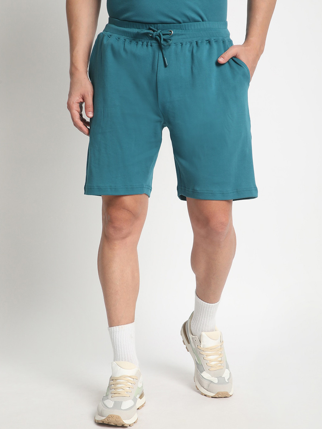 

Bene Kleed Men Mid-Rise Pure Cotton Oversized Shorts, Teal
