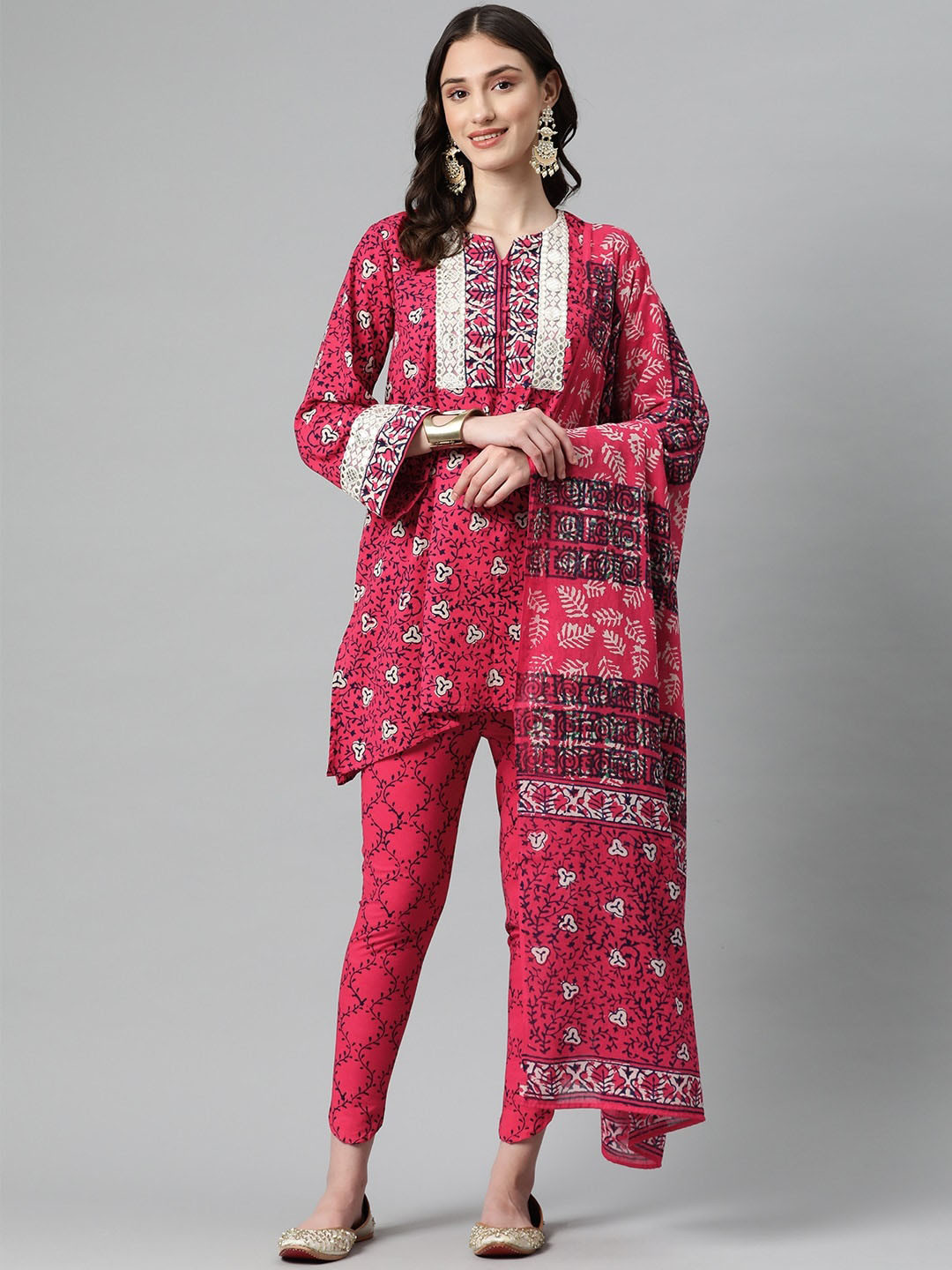 

KALINI Women Floral Printed Regular Mirror Work Pure Cotton Kurti with Trousers & With Dupatta, Red