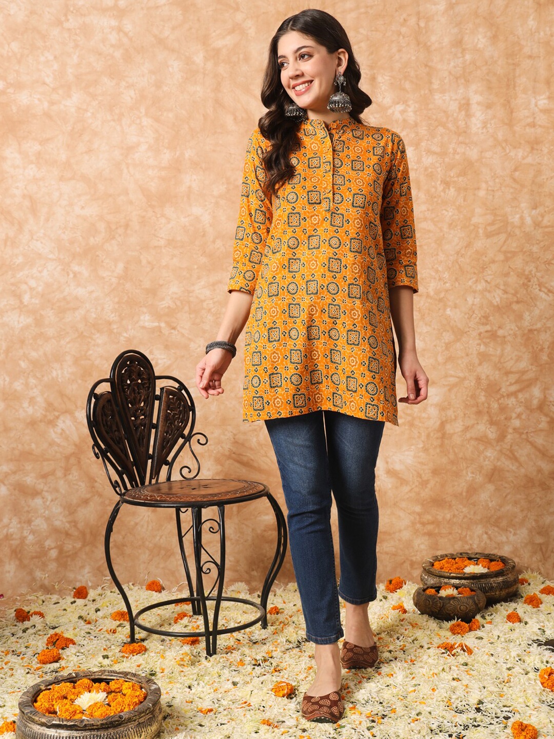 

Meeranshi Ethnic Mandarin Collar Printed Cotton Tunic, Mustard