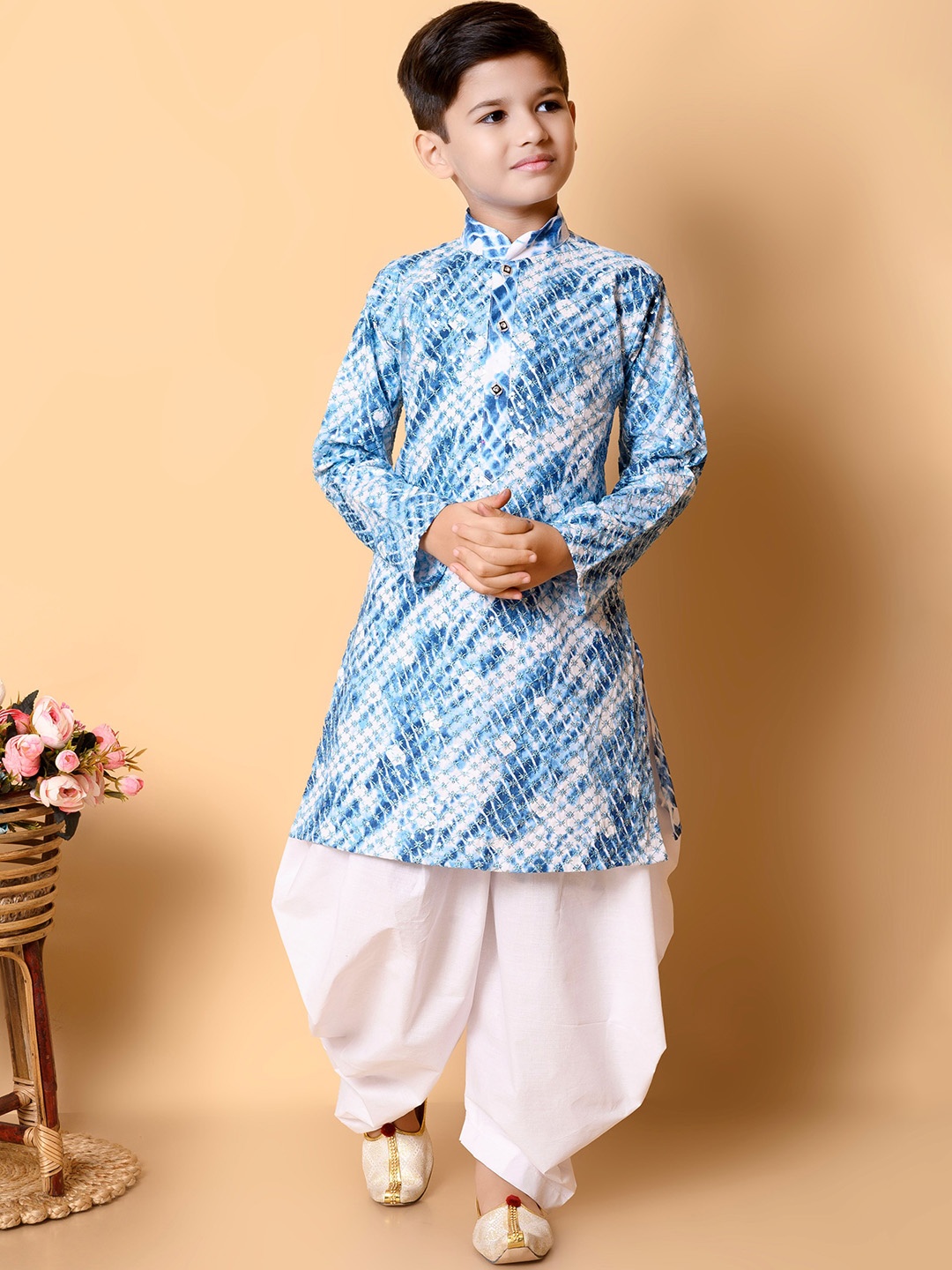 

BAESD Boys Dyed Mandarin Collar Straight Sequinned Kurta with Patiala, Blue