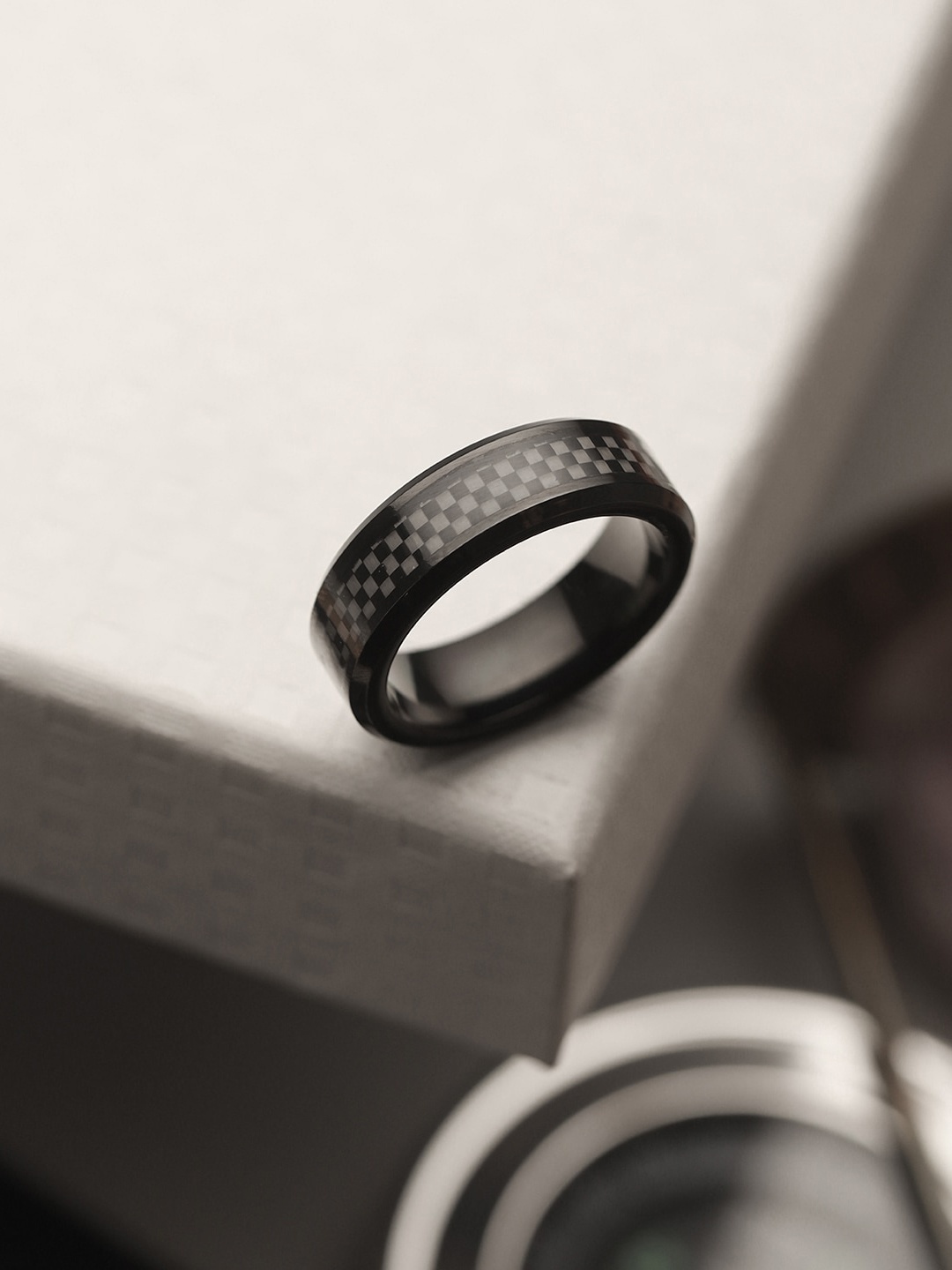 

Jazz and Sizzle Men Checked Band Finger Ring, Black