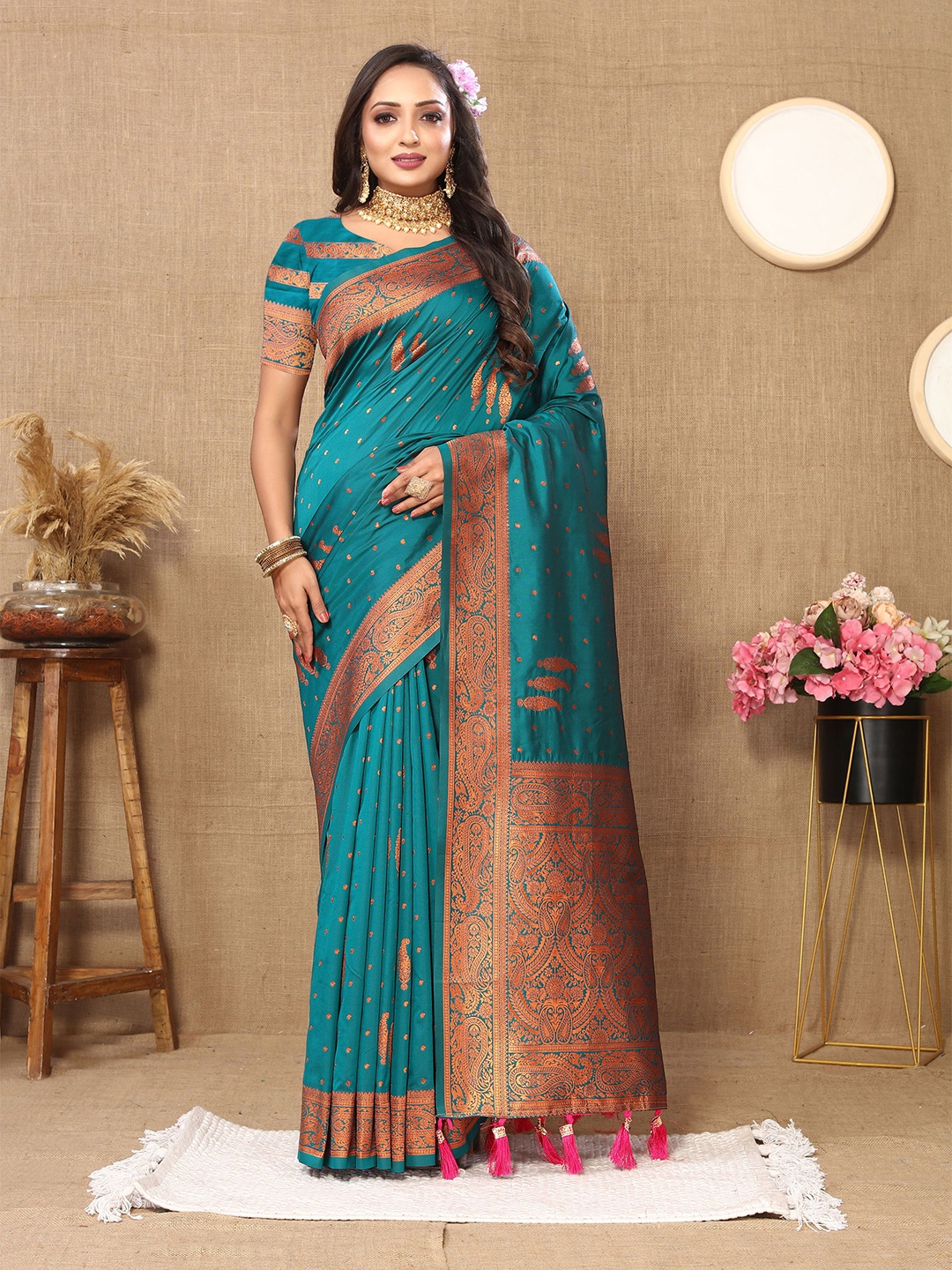 

DIVASTRI Woven Design Pure Silk Banarasi Zari Saree, Blue