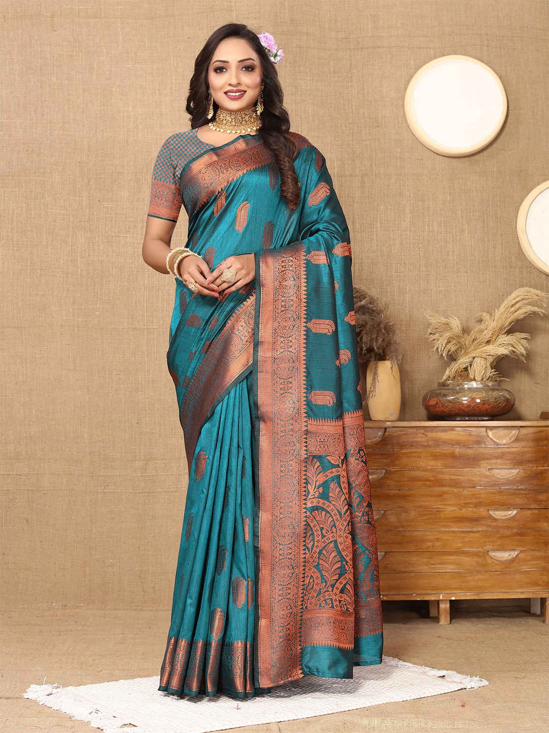 

DIVASTRI Ethnic Motifs Woven Design Zari Silk Cotton Banarasi Saree, Teal