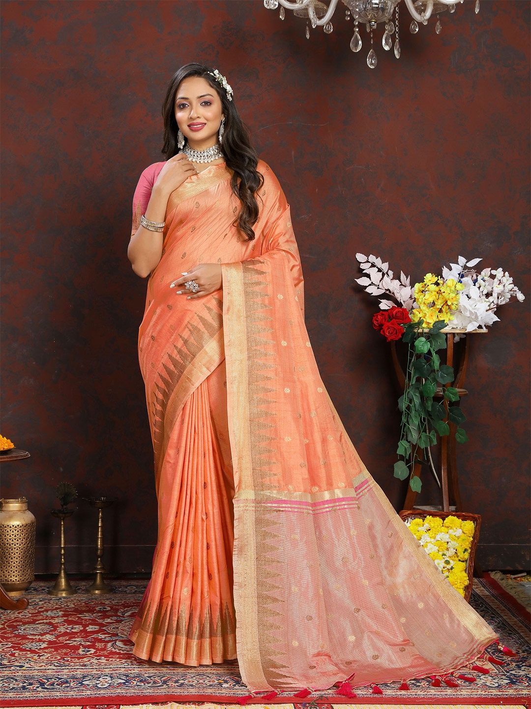 

DIVASTRI Ethnic Motifs Woven Design Zari Silk Cotton Banarasi Saree, Orange