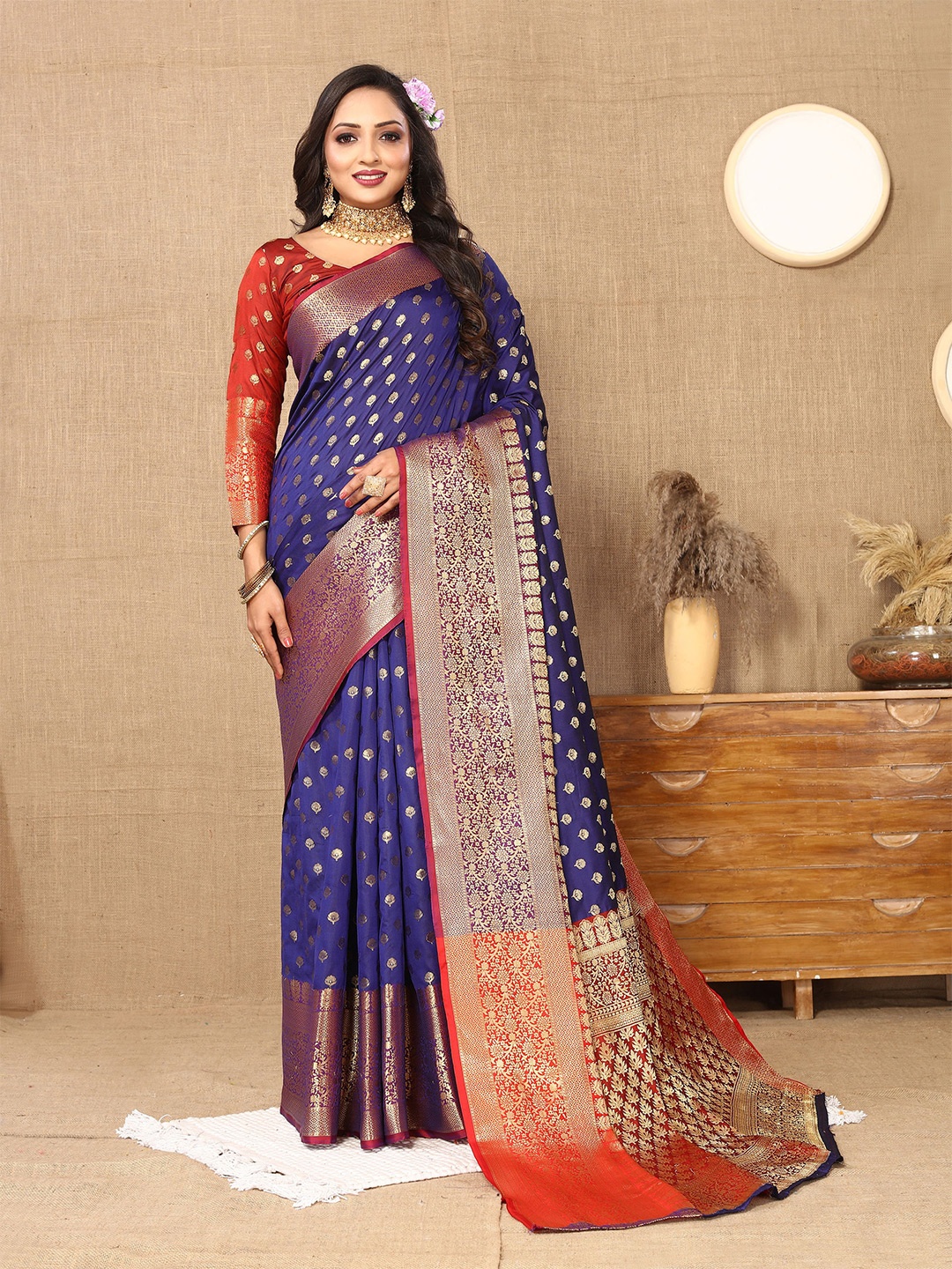 

DIVASTRI Ethnic Motifs Woven Design Zari Silk Cotton Banarasi Saree, Blue