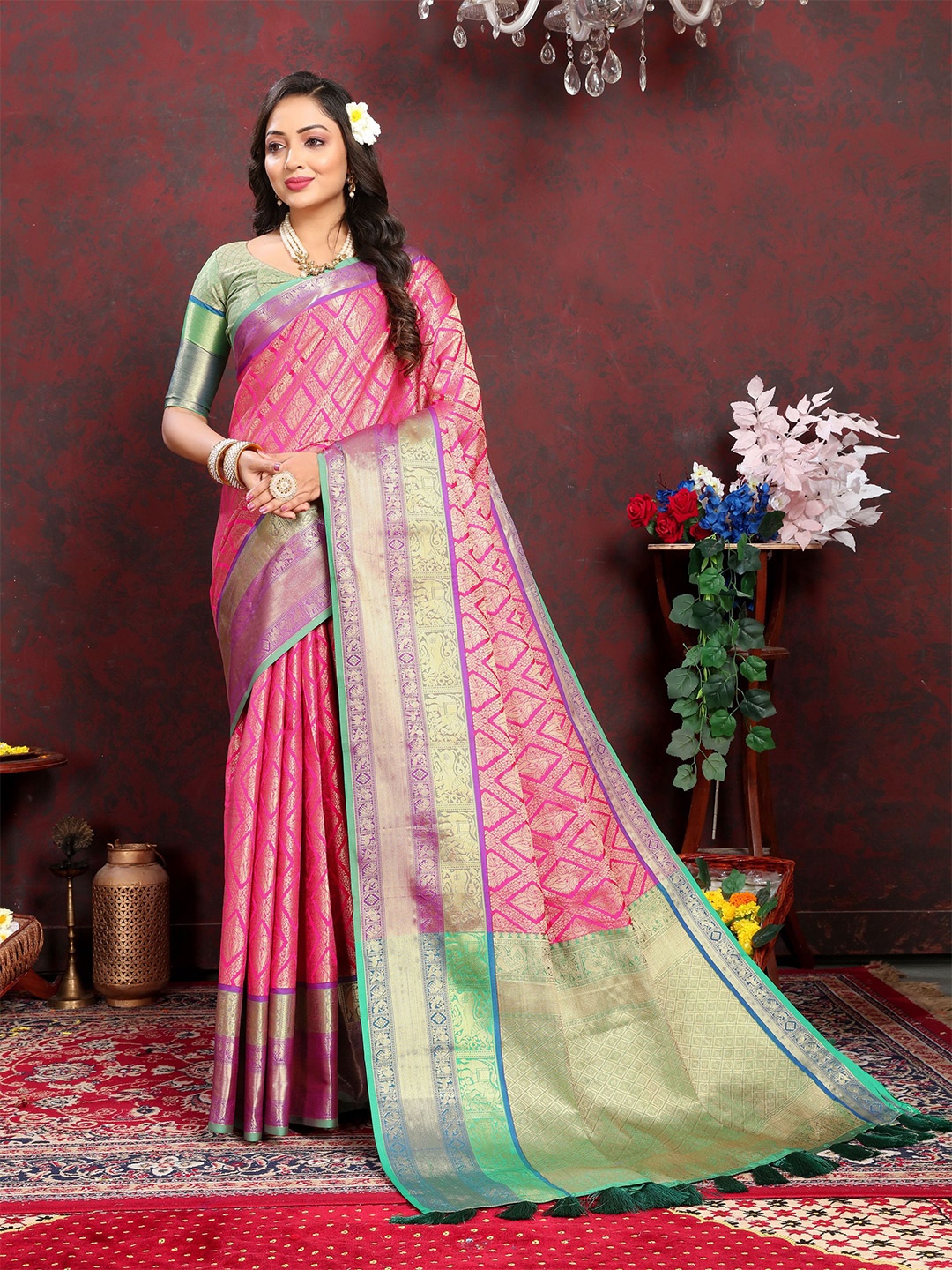 

DIVASTRI Ethnic Motifs Woven Design Zari Silk Cotton Banarasi Saree, Pink