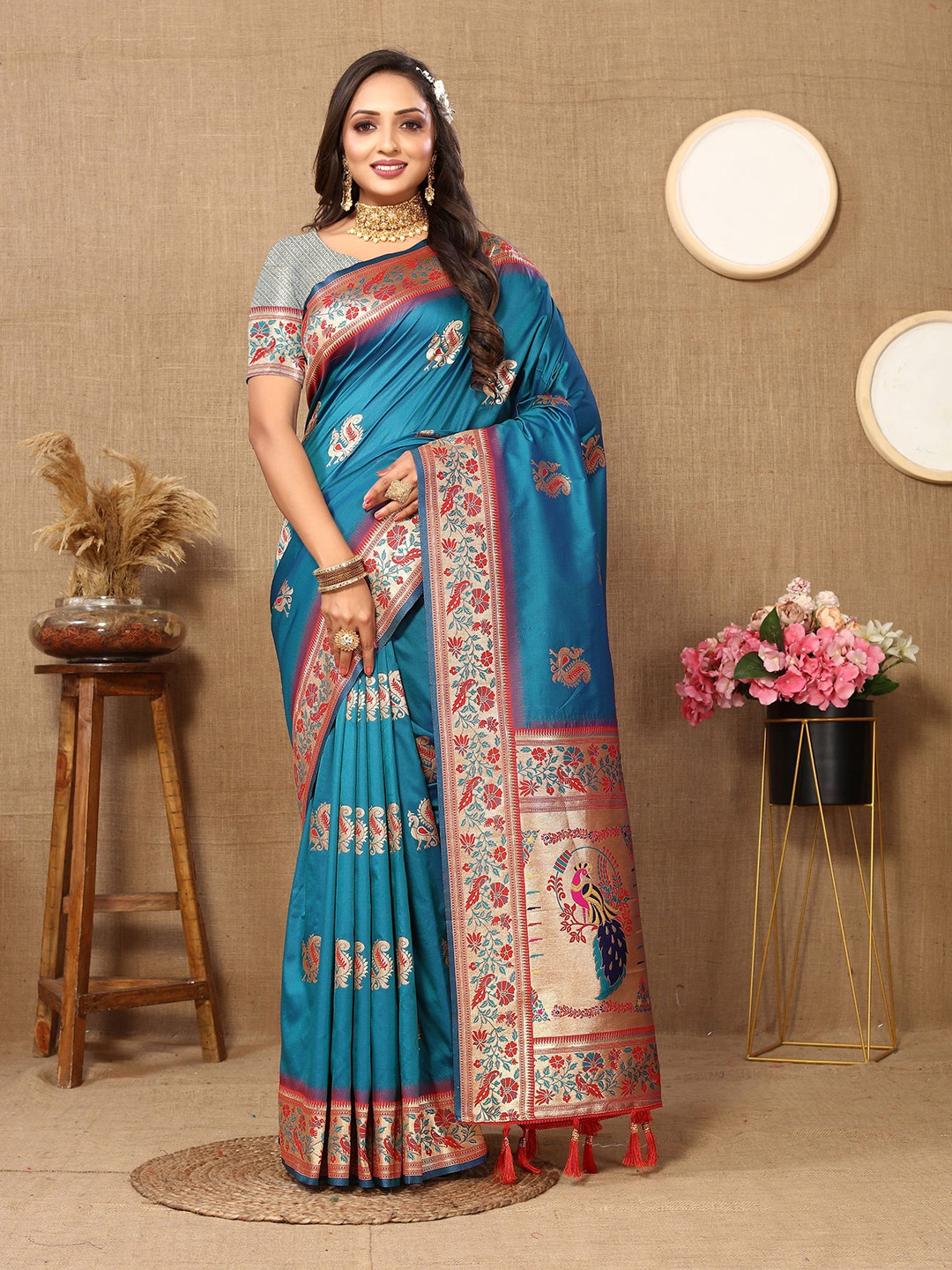 

DIVASTRI Ethnic Motifs Woven Design Zari Pure Silk Paithani Saree, Blue