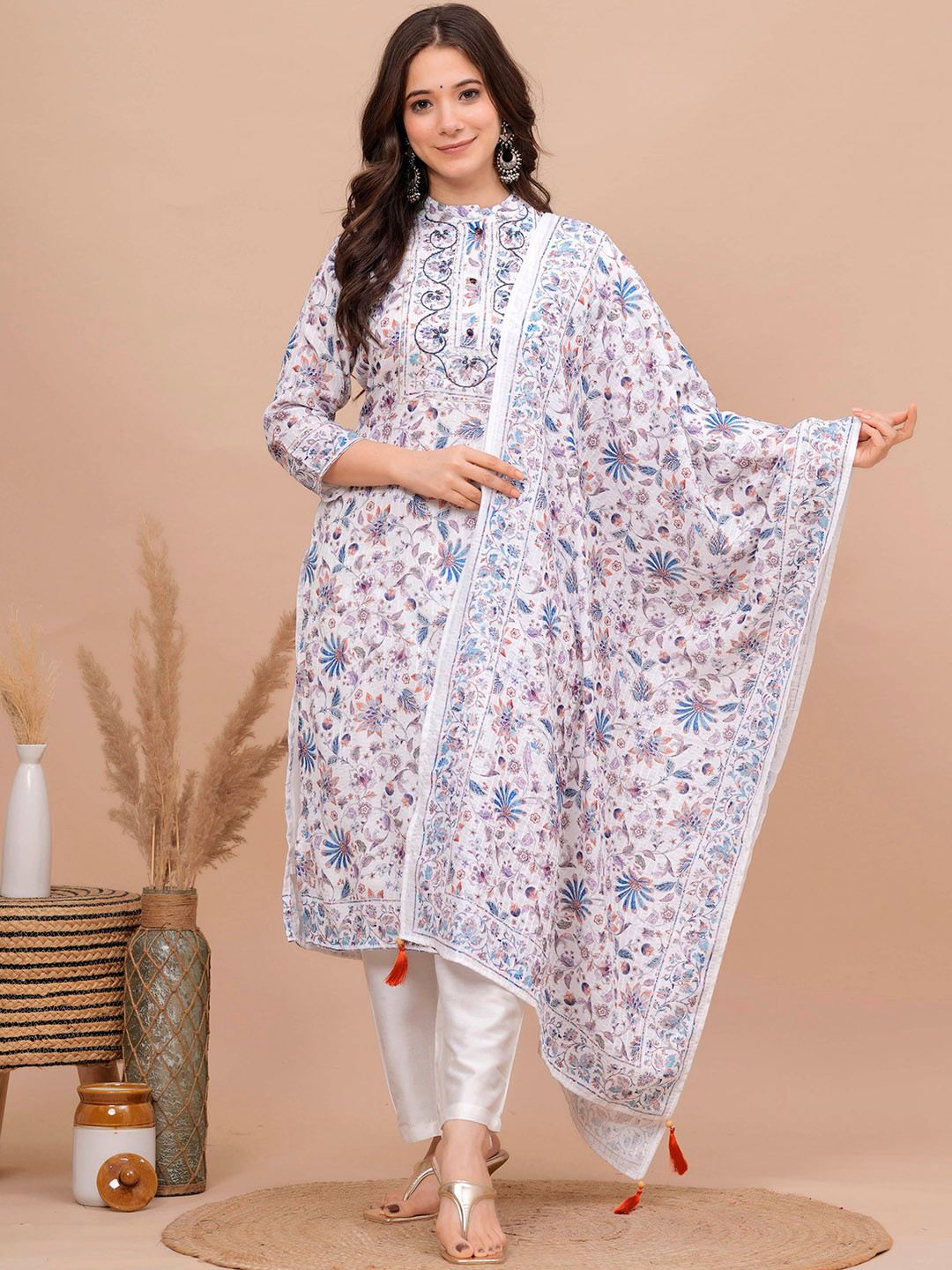 

MissKurti Floral Printed Mandarin Collar Pure Silk Kurta with Salwar & With Dupatta, White