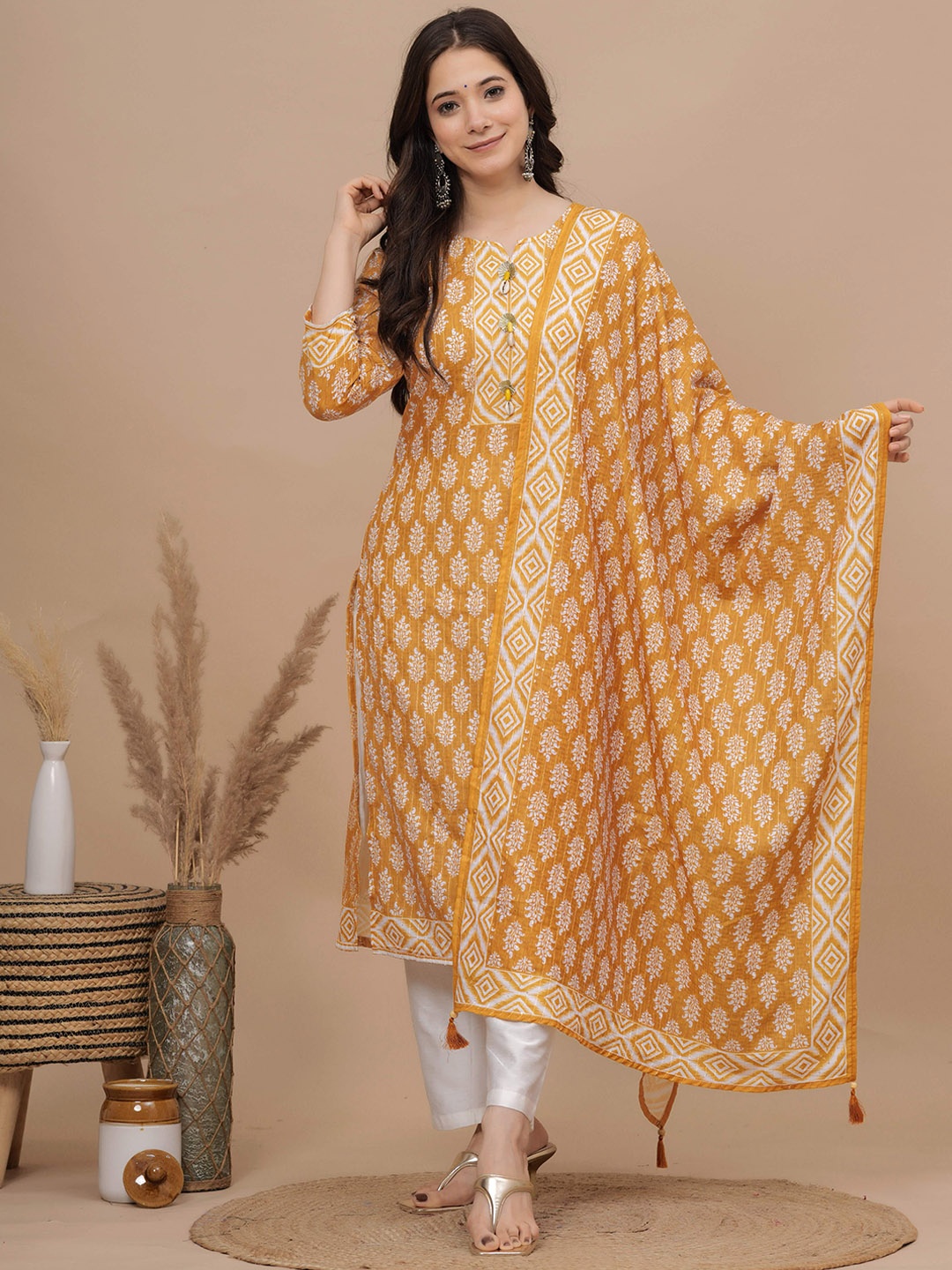 

MissKurti Ethnic Motifs Printed Regular Pure Silk Kurta with & With Dupatta, Mustard