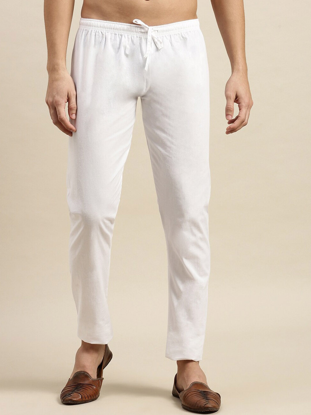 

Ramraj Mid-Rise Relaxed Fit Pyjamas, White