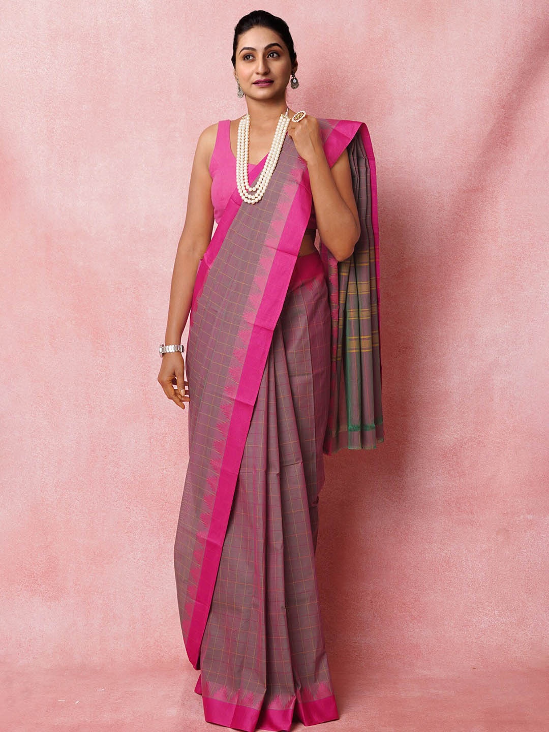 

Unnati Silks Checked Pure Cotton Kanjeevaram Saree, Green