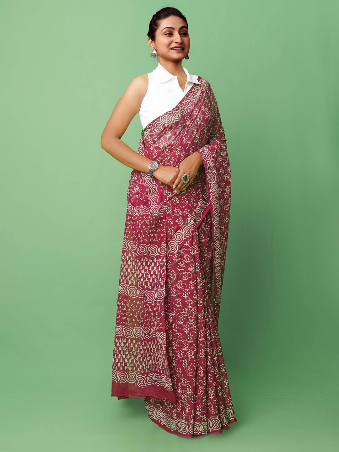 

Unnati Silks Floral Printed Pure Cotton Handloom Block Print Saree, Maroon
