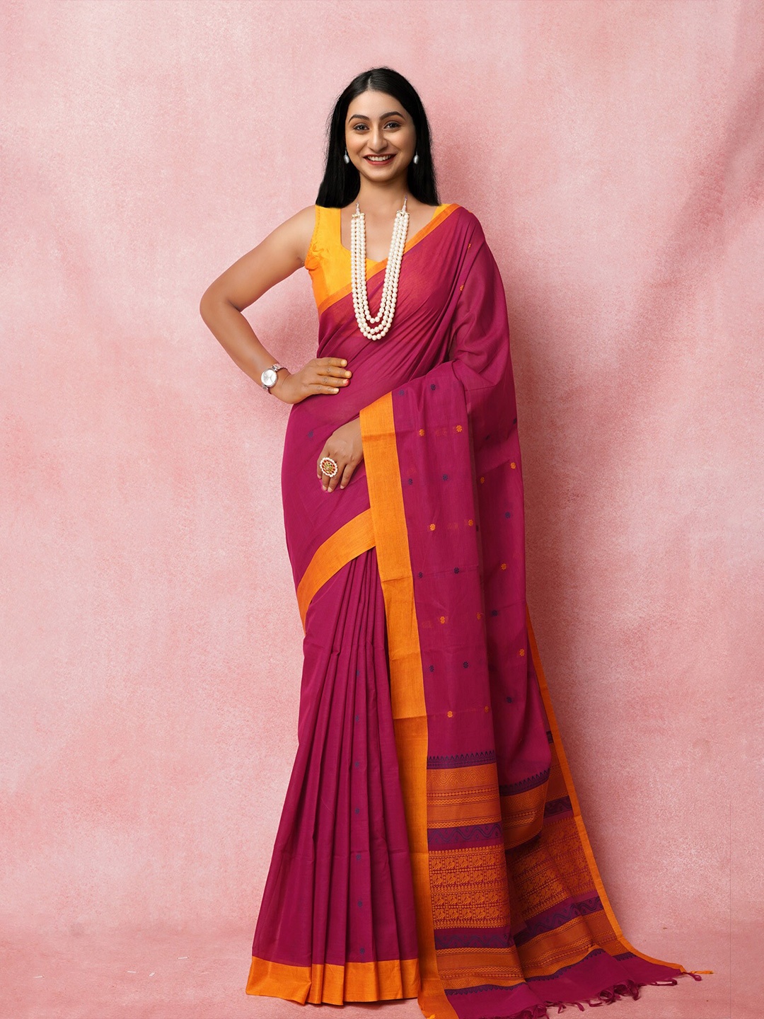 

Unnati Silks Woven Design Pure Cotton Handloom Chettinad Saree, Pink