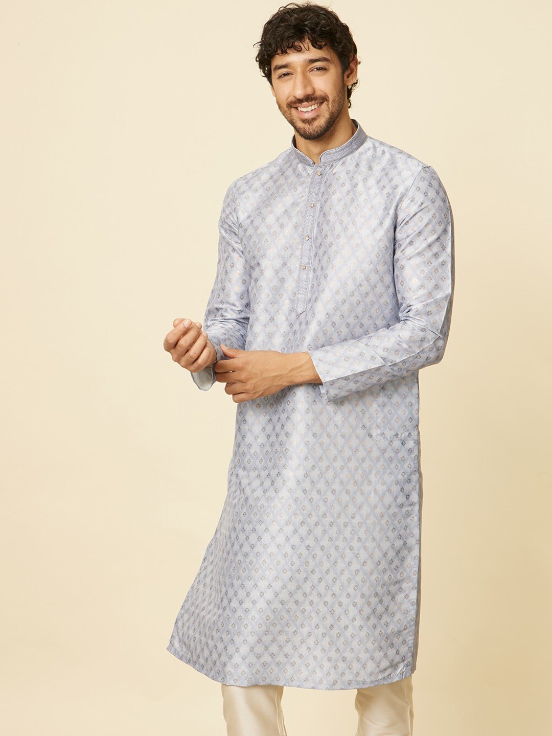 

Manyavar Grey Mandarin Collar Straight Kurta with Pyjamas