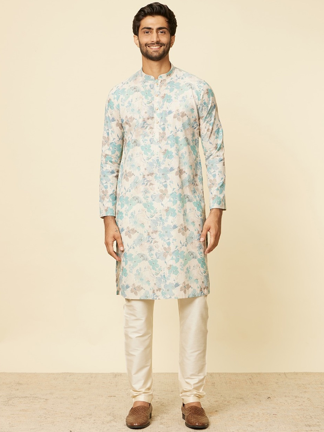 

Manyavar Ethnic Motifs Printed Mandarin Collar Straight Kurta, Cream