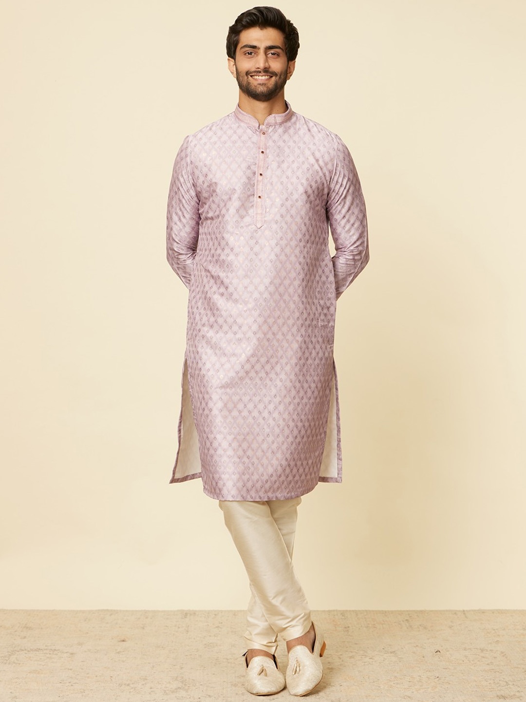 

Manyavar Ethnic Motifs Woven Design Regular Kurta with Pyjama, Pink