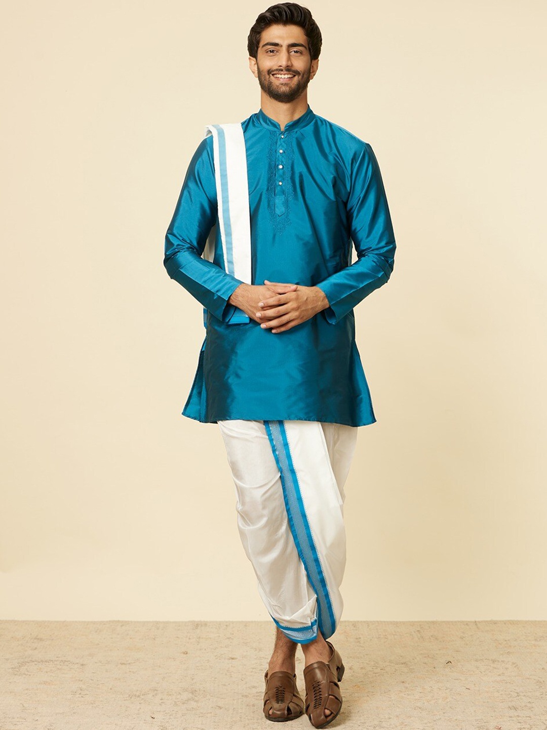 

Manyavar Blue Mandarin Collar Straight Kurta With Dupatta