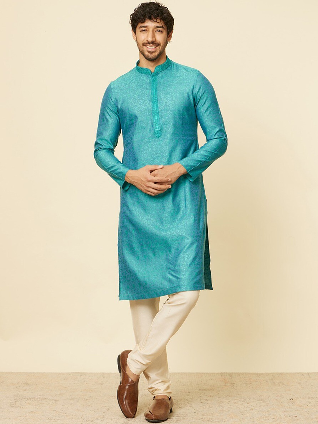 

Manyavar Blue Mandarin Collar Kurta with Pyjama