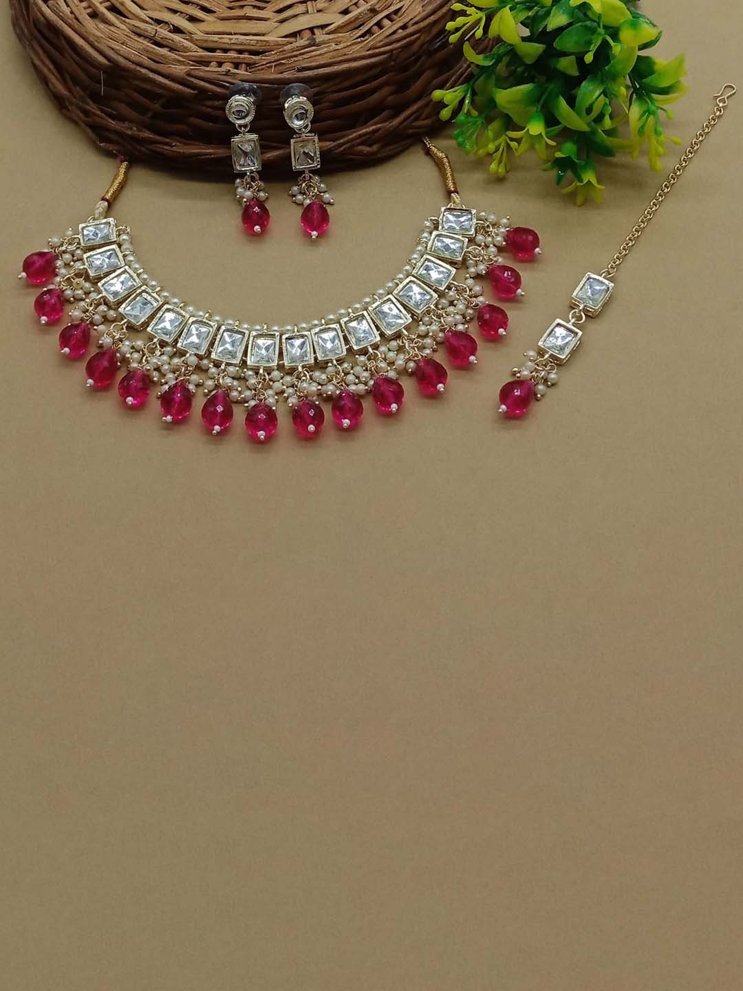 

AASHISH IMITATION Gold-Plated Kundan Studded Jewellary Set