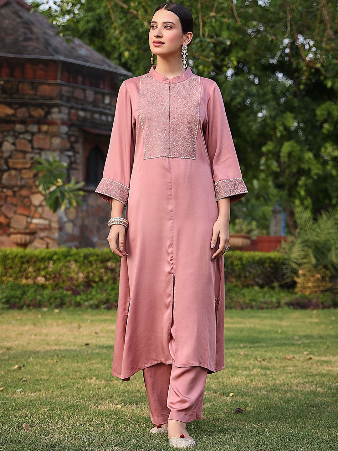 

Lirose Ethnic Motifs Yoke Design Band Collar Regular Thread Work Kurta With Trousers, Pink