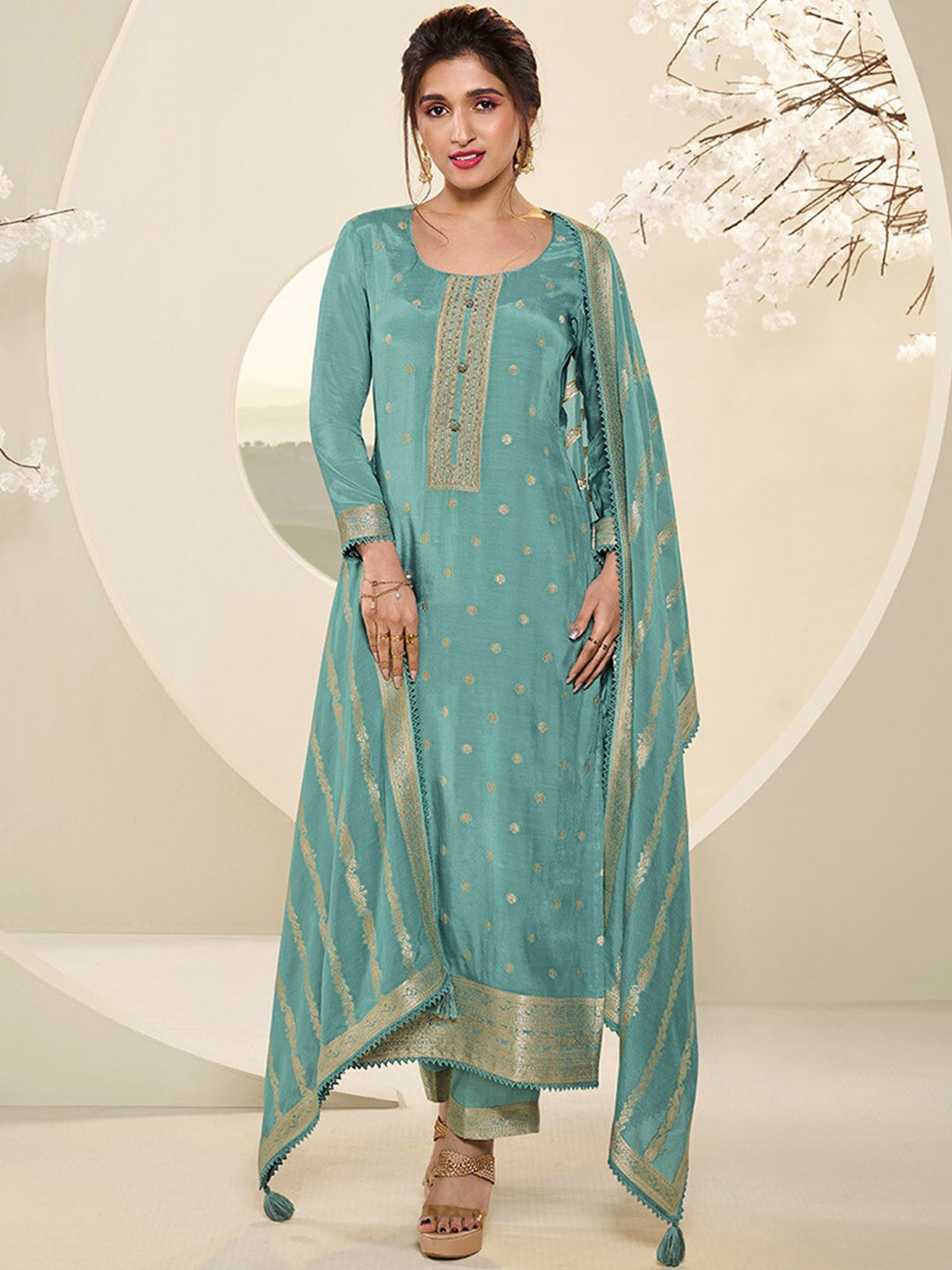 

Seerat Ethnic Motifs Round Neck Three-Quarter Sleeves Kurta with Trousers & With Dupatta, Turquoise blue