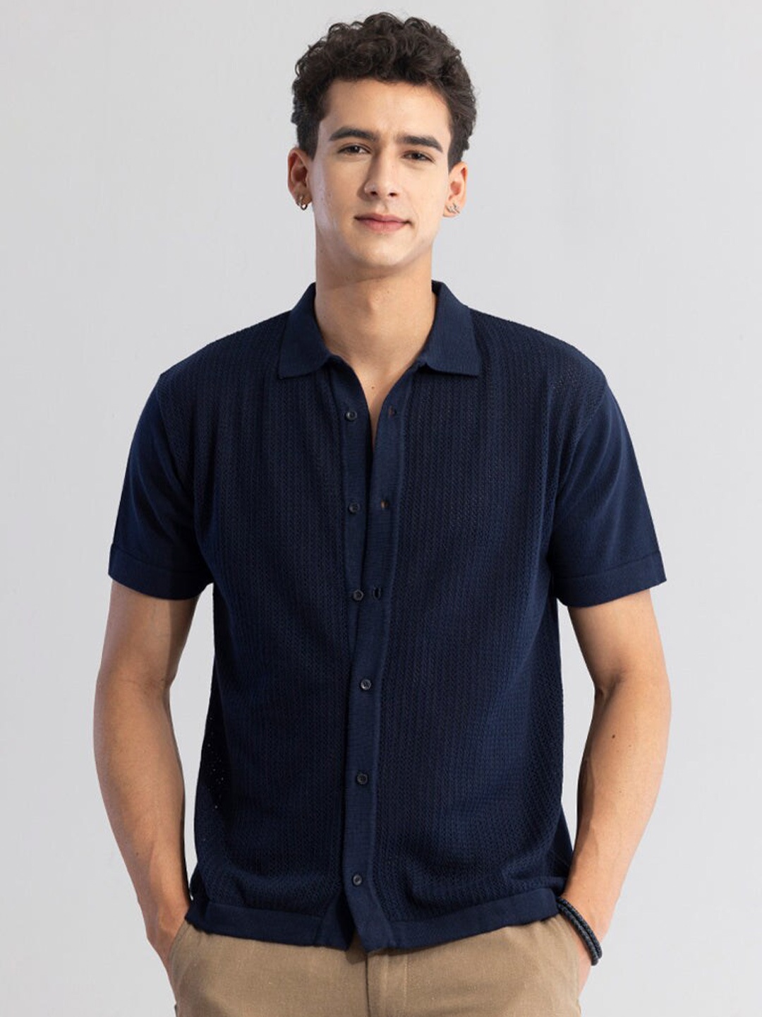 

Snitch Classic Self Design Casual Shirt, Navy blue