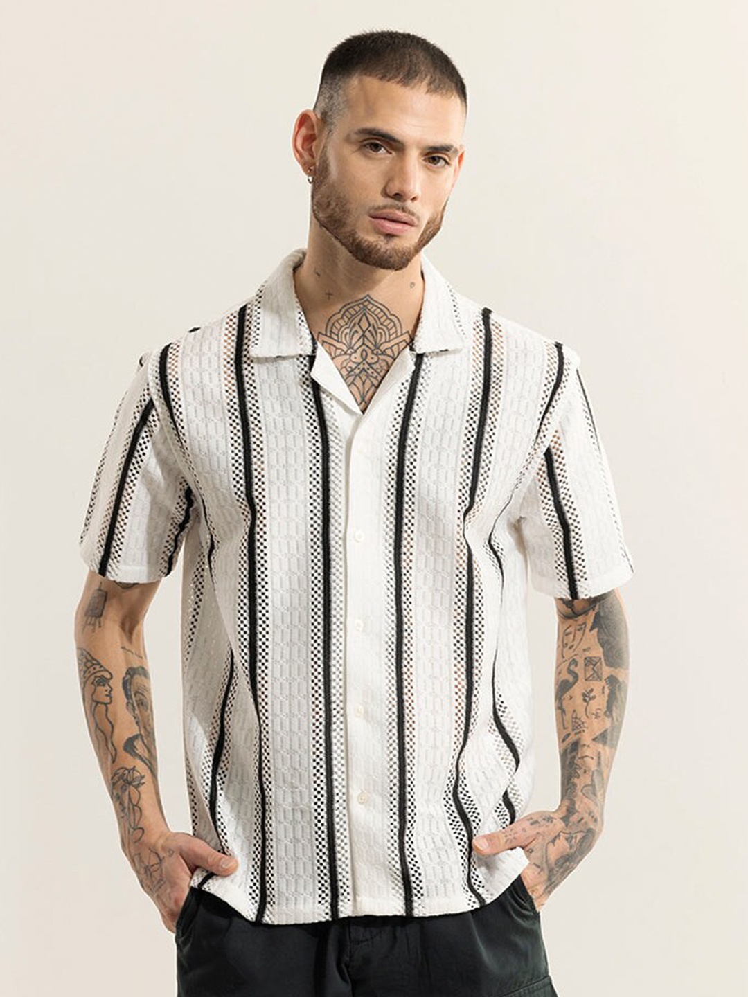 

Snitch White Classic Boxy Striped Self Design Cuban Collar Casual Shirt