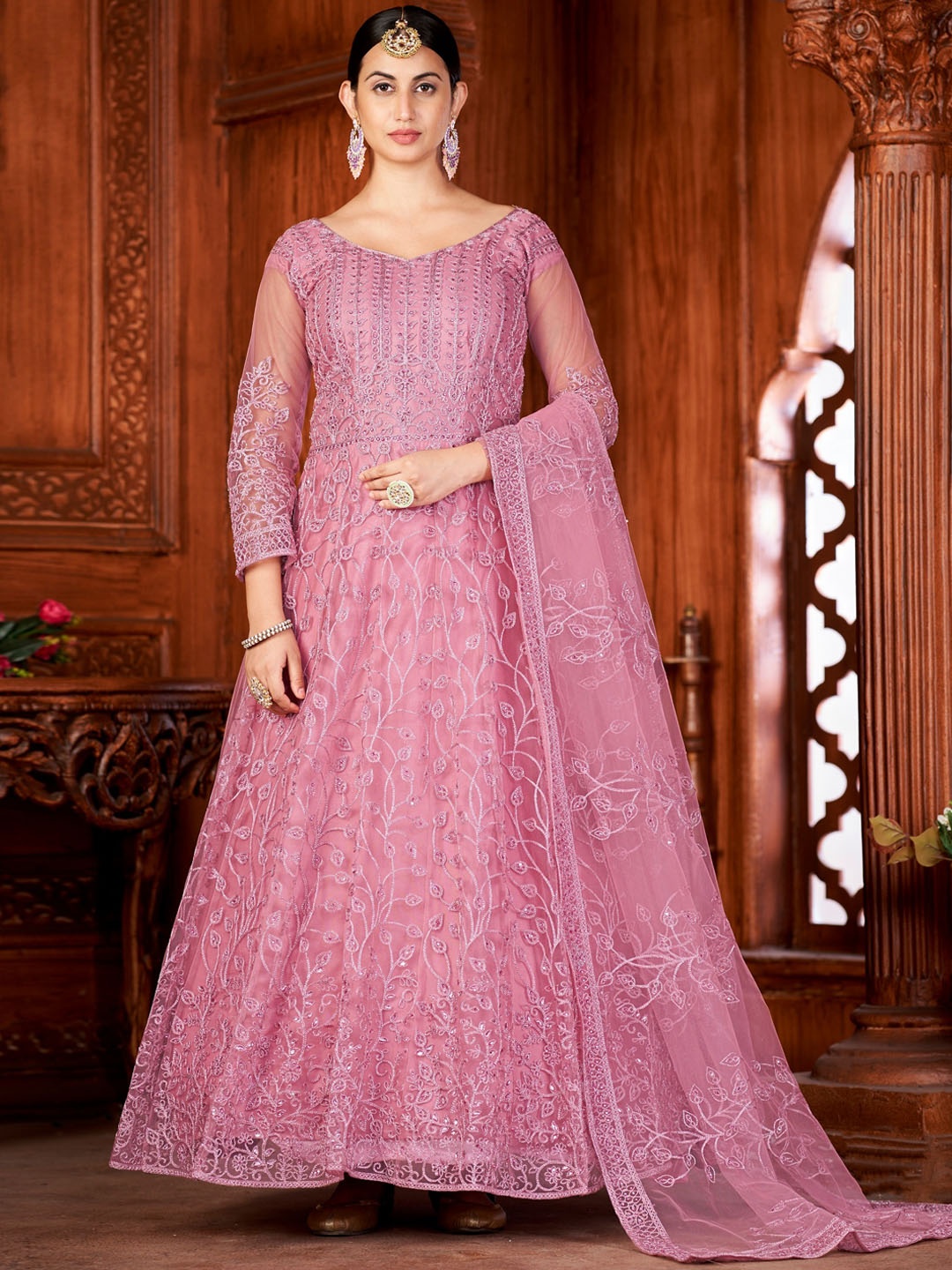 

Warthy Ent Floral Embroidered Unstitched Dress Material, Pink