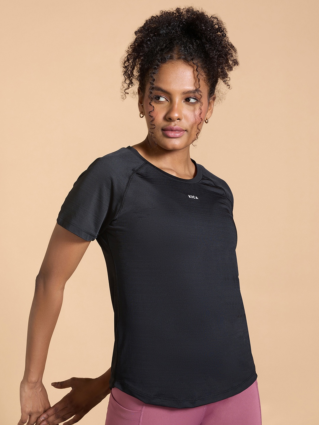 

KICA Round Neck Raglan Sleeves Fast Drying Stretchable Top, Black