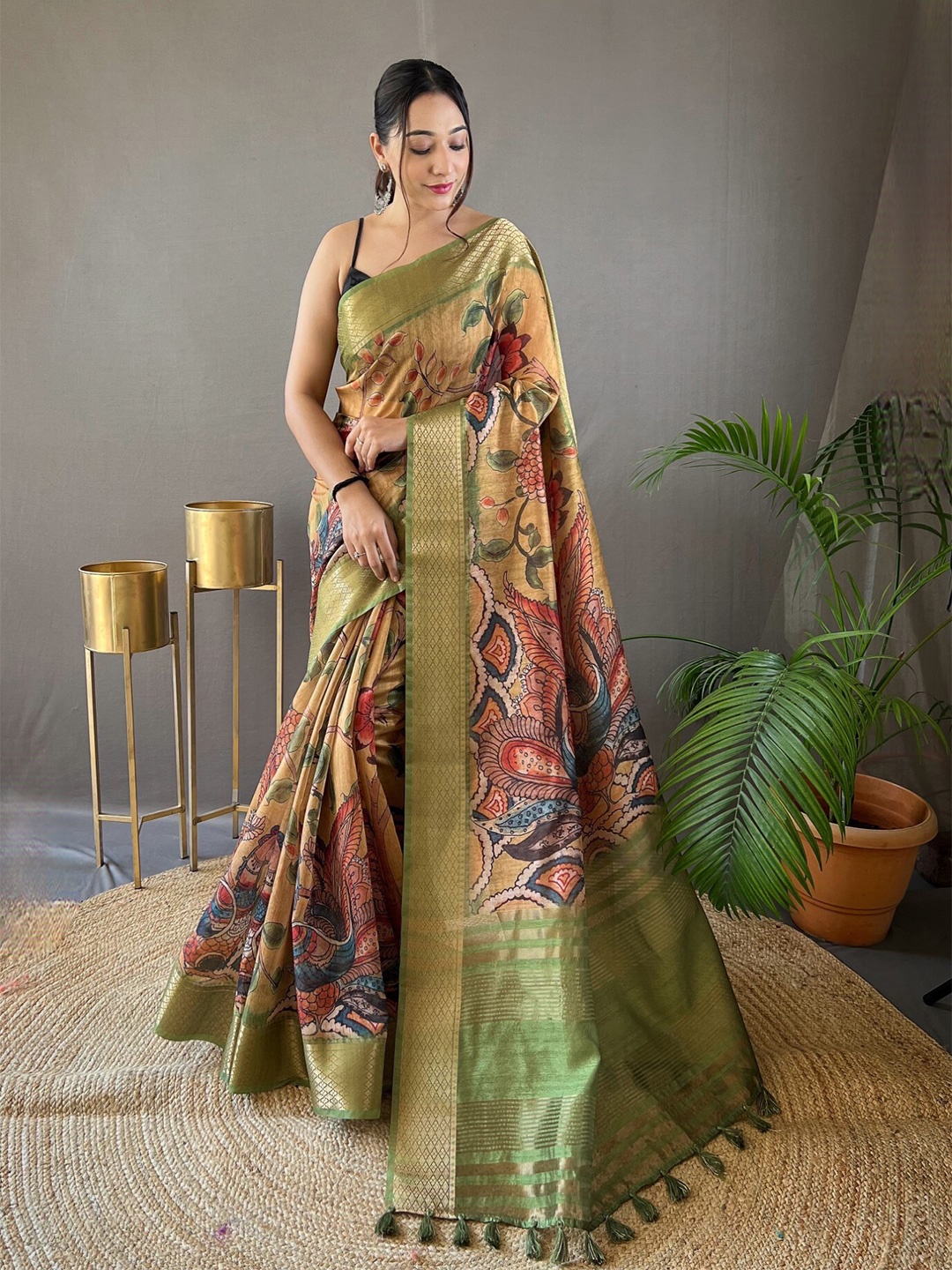 

LeeliPeeri Designer Kalamkari Printed Zari Tussar Saree, Yellow
