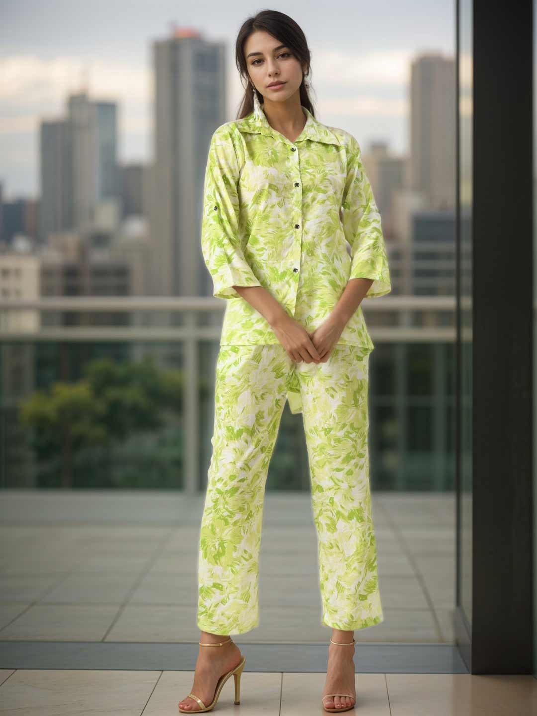 

BAESD Floral Printed Spread Collar Shirt With Trouser, Green