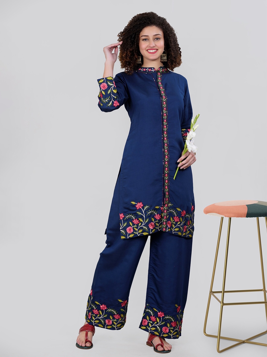 

MEHNAM Floral Embroidered Mandarin Collar Straight Kurta with Palazzos, Navy blue