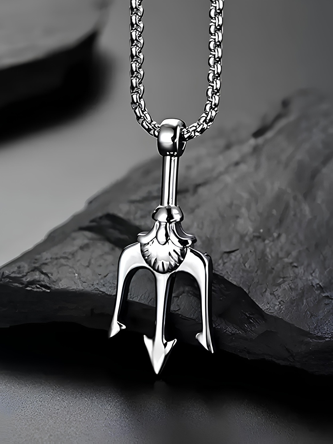 

KARISHMA KREATIONS Unisex Stainless Steel Silver-Plated Quirky Pendants with Chains