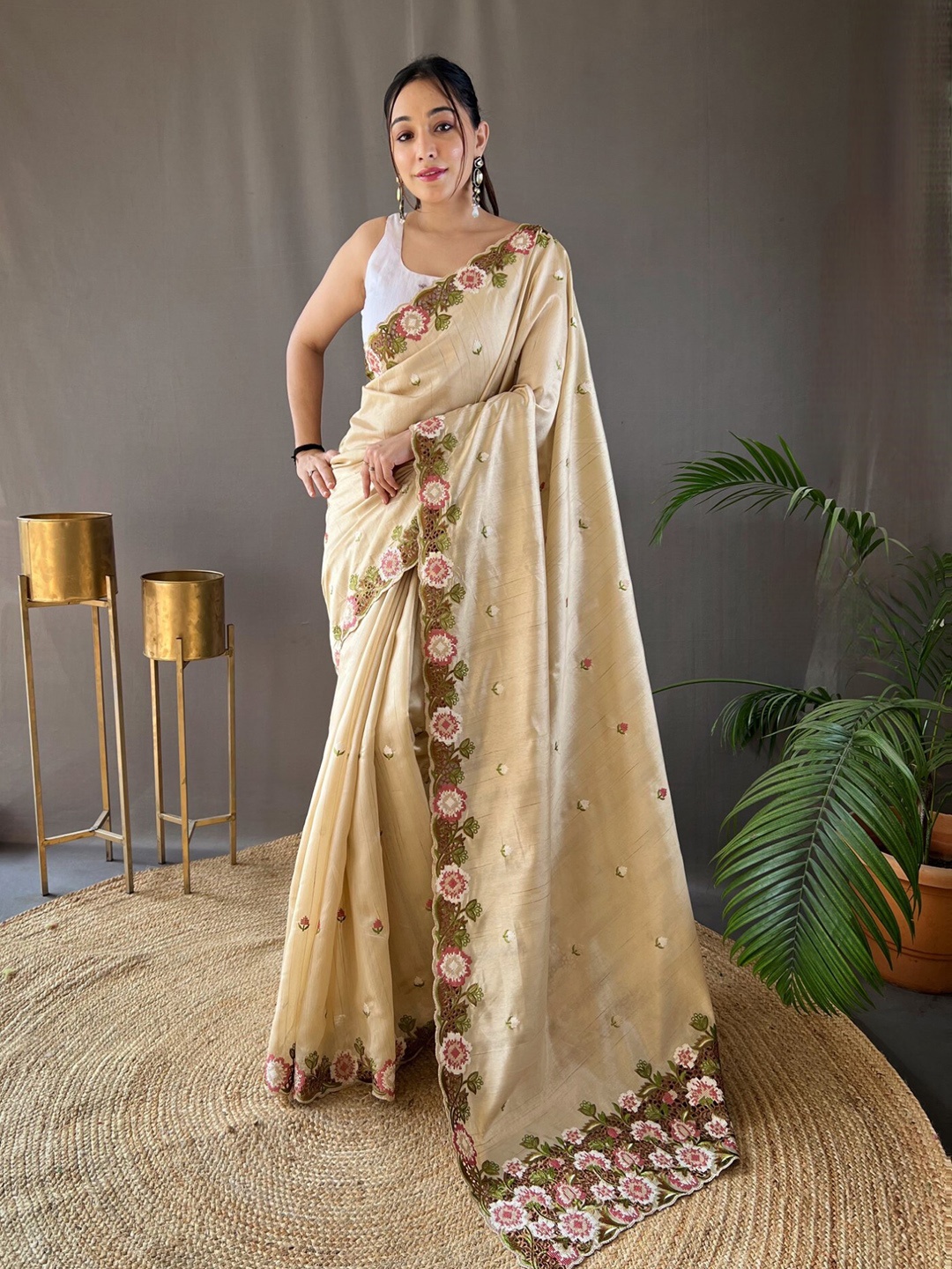

LeeliPeeri Designer Floral Embroidered Tussar Saree, Cream
