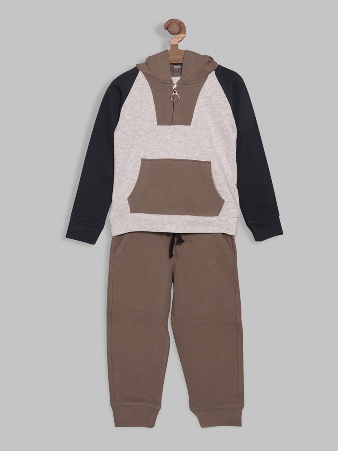 

BAESD Boys Printed Hoode & Joggers, Grey