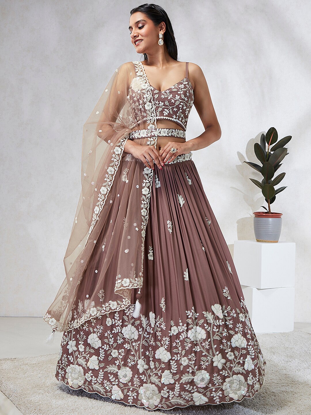 

panchhi Embroidered Sequinned Semi-Stitched Lehenga & Unstitched Blouse With Dupatta, Rose gold