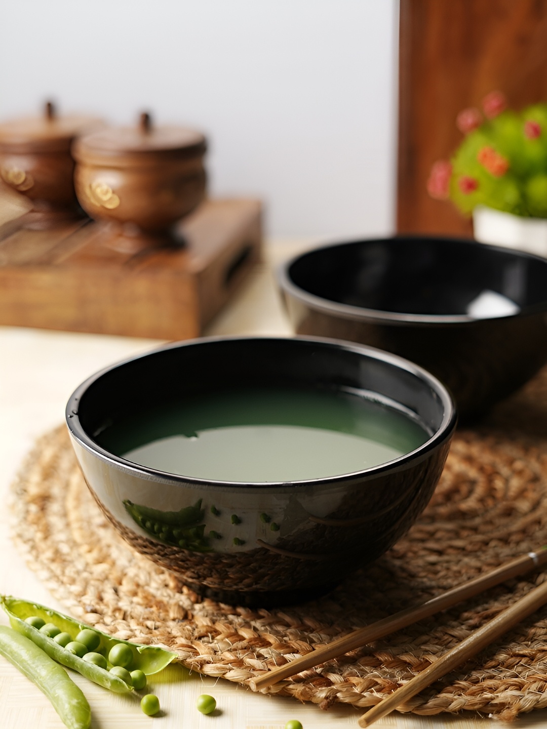

Aura Black 2 Pieces Melamine Glossy Bowls 750 ml