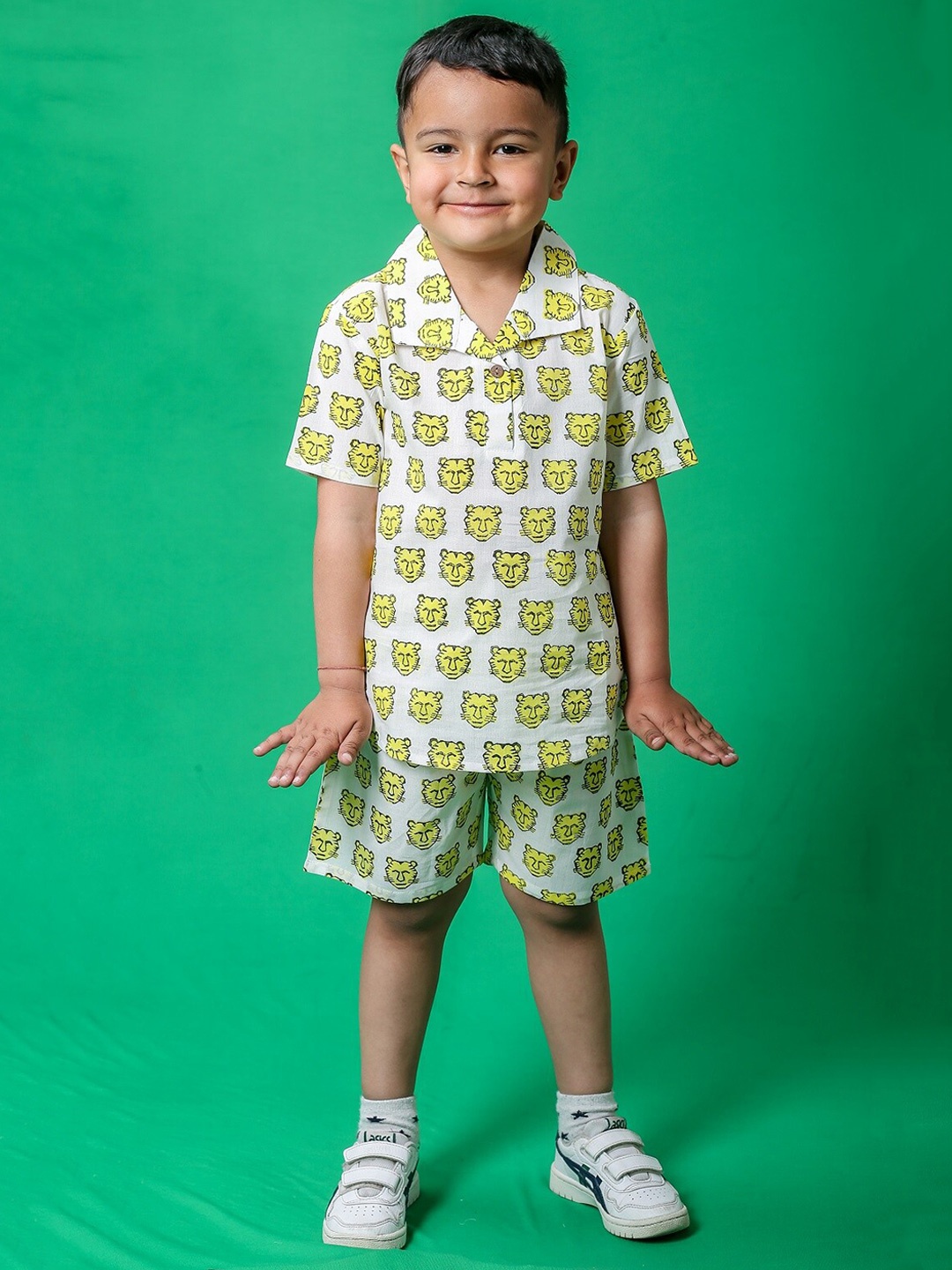 

BAESD Boys Printed Pure Cotton Shirt with Shorts, White