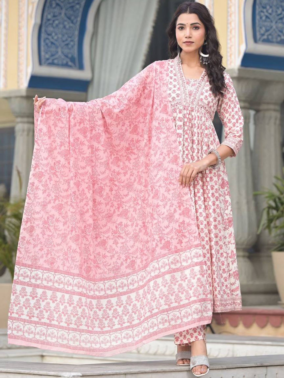 

Varanga Ethnic Motifs Printed Empire Sequinned Pure Cotton Kurta with Trousers & Dupatta, Off white