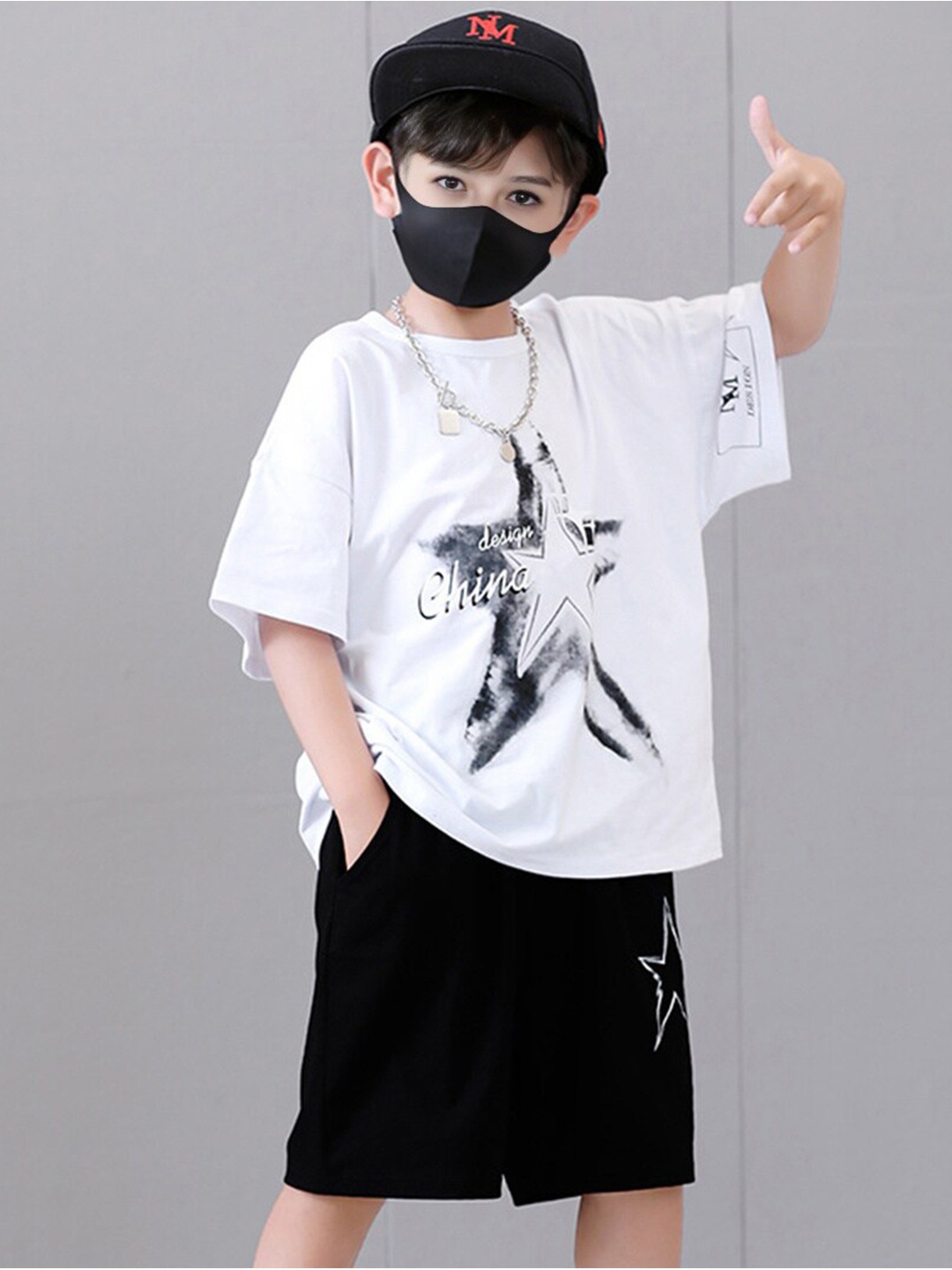 

INCLUD Boys Printed T-shirt With Shorts, White