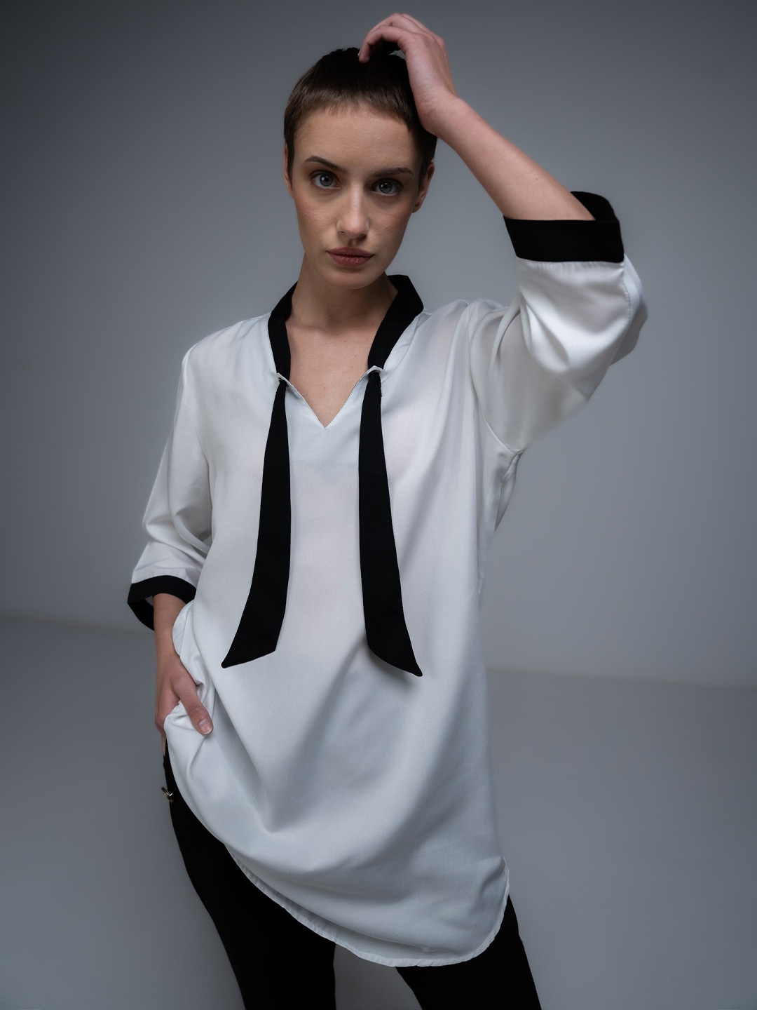 

SOTBELLA Tie-Up Neck Crepe Shirt Style Top, White